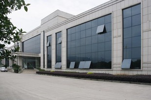 北京鹏冠兴业科技 专注不间断电源设备的技术开发与销售